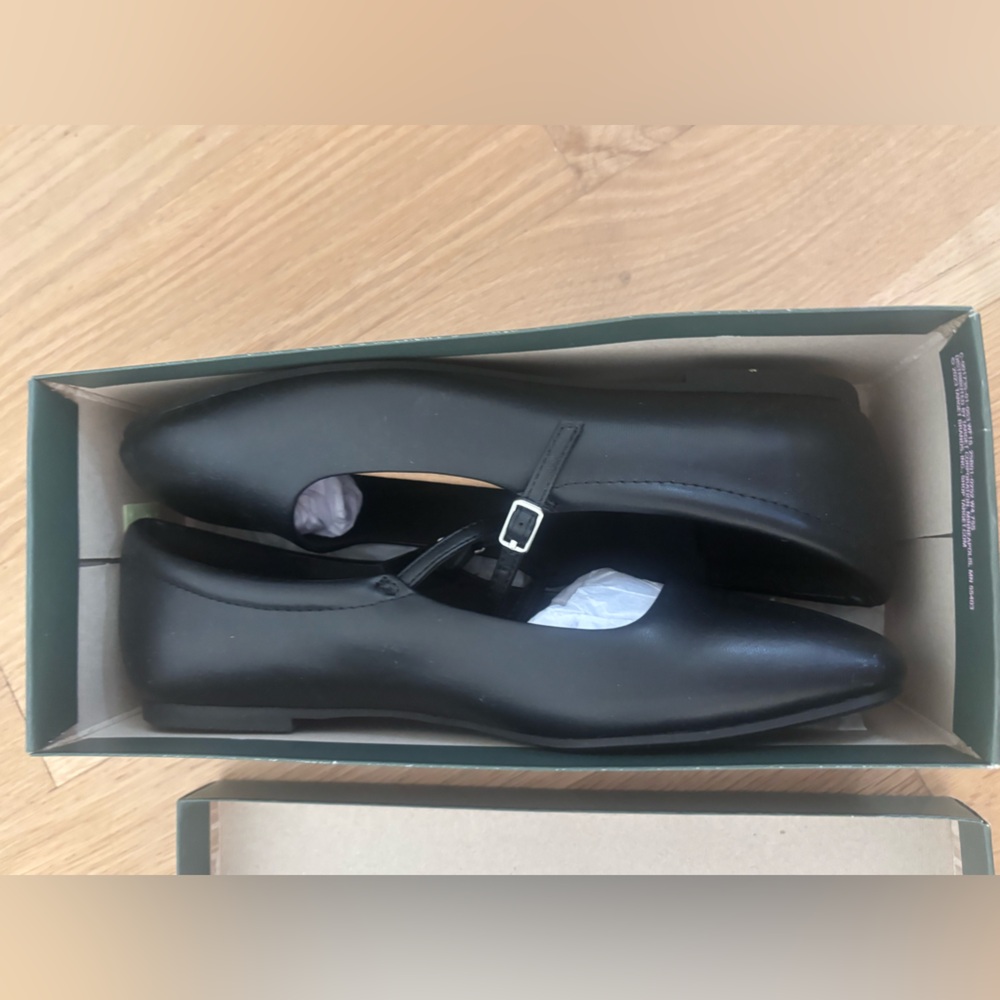 Wild Fable Elsa Flats. New